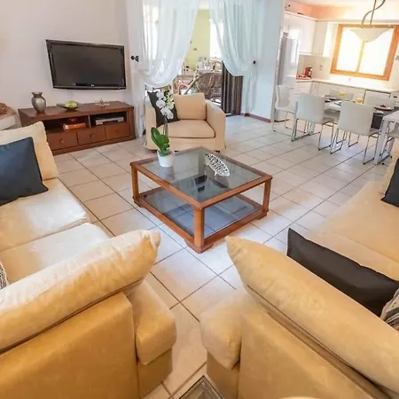 A Slice Of Heaven On Earth - Ariadni At Sani Villa *